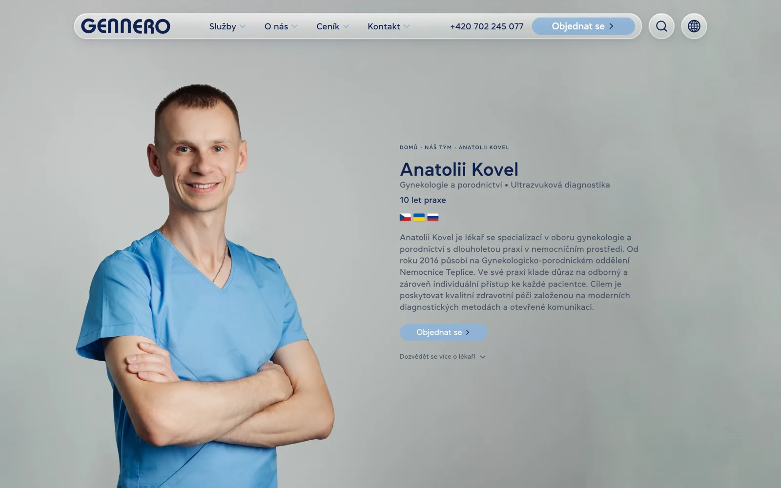 A doctor's page carries credentials, focus and the languages they consult in.